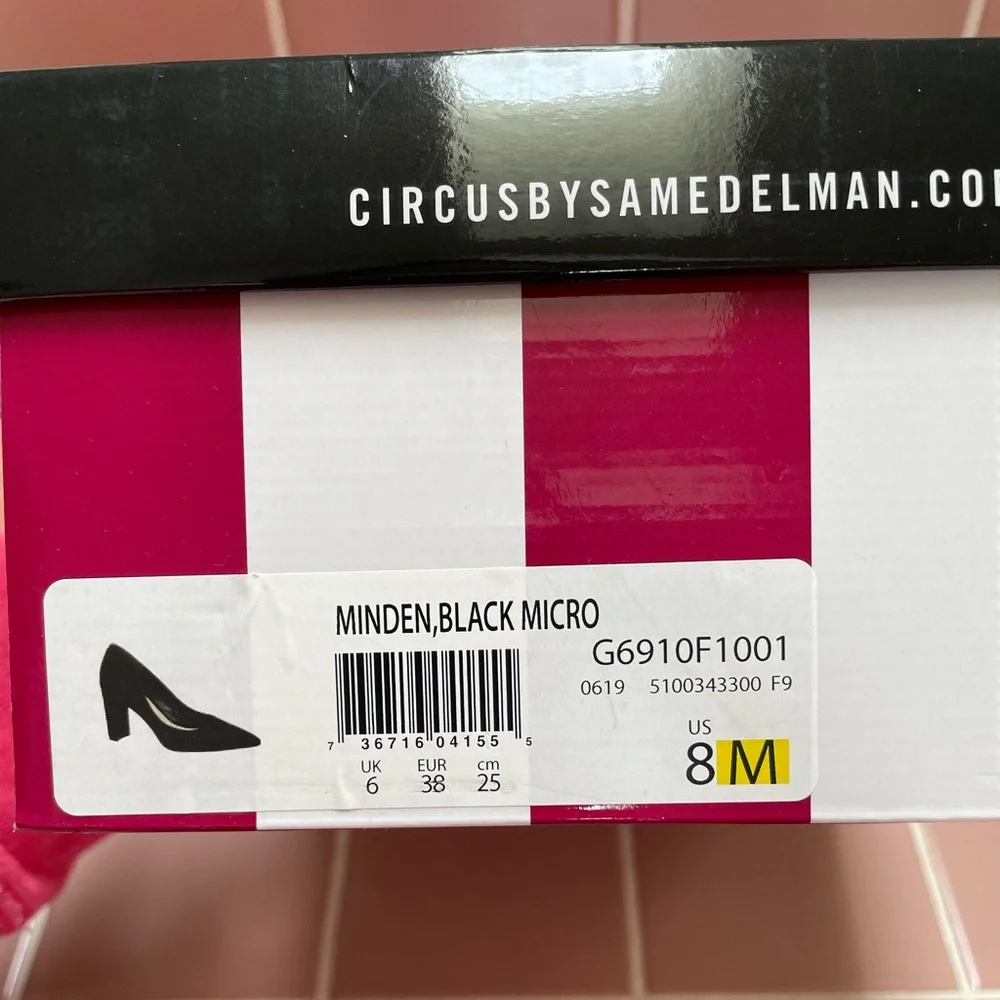 Black suede chunky heel pumps - Picture 6 of 6
